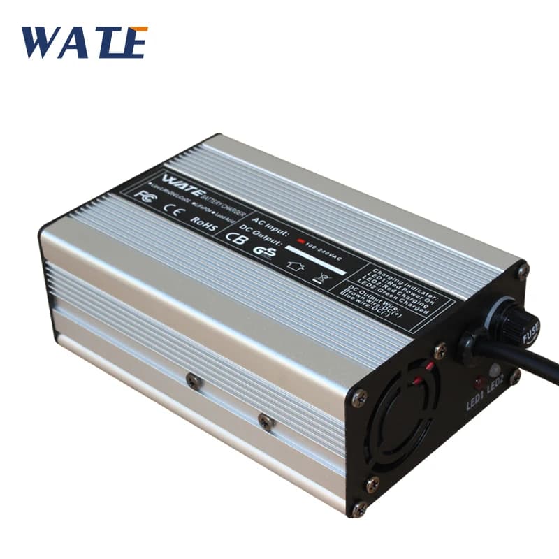 14.6V 10A LiFePO4 battery charger for 4S 12.8V 14.4V LiFePO4 battery pack battery smart charger