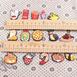 1PCS PVC Cartoon Shoe Charms Kawaii Food Pizza Ketchup Fried Chicken Beer Shrimp Coffee Buckle Clog Children Adorable Decoration