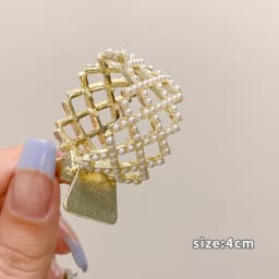 Korean Pearl Crystal Hair Claws Clips Women Geometric Hair Claw Girls Clamps Hair Crab Headband Hairpin Fashion Hair Accessories