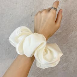 Women Soild Color Oversized Satin Scrunchies Fashion Elastic Hair Ties Ponytail Holder Chiffon Scrunchie Chouchou Cheveux Femme