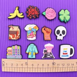 1-43PCS PVC Shoe Charms Flame Clover Eyes Cart Sushi Cup Ghost Tee T-Shirt Hot Dog Buckle Clog Fit Wristbands Accessories