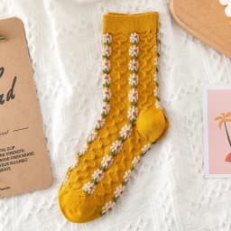 Fashion Harajuku Retro Woman Floral Vintage Socks Novelty Ethnic Print Kawaii Cute Cotton Casual Breathable Ladies Girls Funny