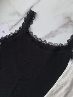 Black Tops Summer Sleeveless Women Tank Top With Lace Top Red Inside Wear Lace Camisoles Loose Underwear Womens Clothing Vest