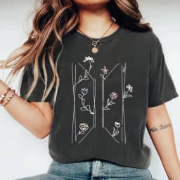 Floral Logo T-Shirt Kpop Fan Apparel Korean Shirts Kpop Vintage Harajuku Fashion Y2K Men Women Short Sleeves Tops Fans Gift