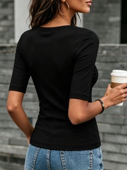 Solid color large U-neck three-quarter sleeve knitted T-shirt for women, slim fit, stretchy, basic base shirt, European and American simple style, suitable for daily wear and commuting