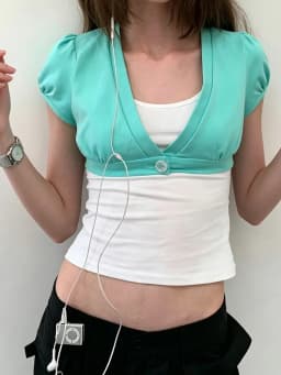 Weird Puss Dopamine Style T-Shirt Women Button Deep V-Neck Puff Sleeve Sexy High Street Hottie Simple Classic Casual Clubwear