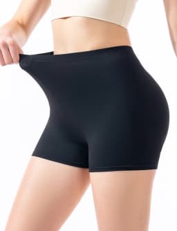 Black base shorts for women to wear as outerwear in summer High-waisted tight elastic and leak-proof wide-leg hot pants