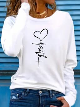 Women's Long-Sleeved Loose Round-Neck Top Elegant Solid Color Polyester Knitted T-Shirt Autumn and Winter Fashion Heart Pattern