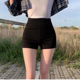2026 High Waist Slim Fit Black Elastic Shorts for Women Versatile Bodycon Straight Leg 3 Points Hot Pants for Girl Group