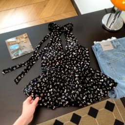 Backless Sexy Halter Beach Babydoll Crop Tops Women Polka Dots V Neck Sleeveless T Shirt Ruffles Basic Tee Not-Padded Pad Casual
