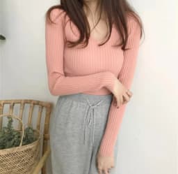 2026 Korean Autumn Winter V Neck Sweater Fashion Casual Long Sleeve Knitted Sweaters Solid Color Slim Pullovers Women Clothes