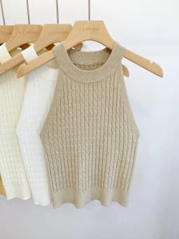 2026 Summer New Women's Knitted Halter Camisole Slim Fit Sleeveless Base Tank Tops Solid Color O-neck Outerwear Vests Crop Tops
