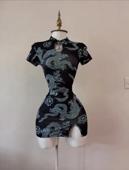 National Trend Style Dragon Pattern Improved Cheongsam, Short-Sleeved Stand-Up Collar with Buttoned Sexy Slit Short Skirt