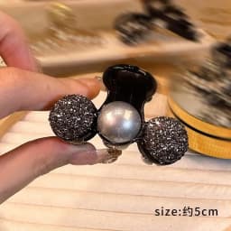 Pearl Hair Claws Clips for Women Elegant Rhinestone Headwear Hairpins Hair Crab Headwear Girls WomenHair Accessories