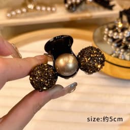 Pearl Hair Claws Clips for Women Elegant Rhinestone Headwear Hairpins Hair Crab Headwear Girls WomenHair Accessories