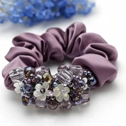 New Arrvial Luxurious Acrylic Flower Scrunchie Hair Tie Satin Crystal Ponytail Holder Fashionable Women Hair Accessories