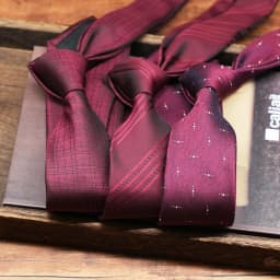 2025 Luxury Silk Neckties For Men Red Brown Flower Neck Ties 7cm Casual Neckwear Suit Accessories Wedding Skinny Tie Cravat Gift