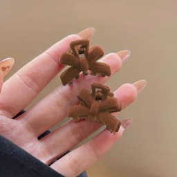 Elegant Velvet Bow Small Hair Clip Vintage for Women, Vintage Side Swept Hair Clip, Daily Casual Evening Wedding Date Unique