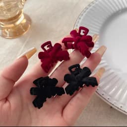 Elegant Velvet Bow Small Hair Clip Vintage for Women, Vintage Side Swept Hair Clip, Daily Casual Evening Wedding Date Unique