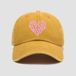 Pink heart-shaped letter printed baseball cap, versatile for daily use, sweet girl's hat, outdoor sun protection and shading