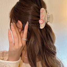1pc acetate sweet rhinestone flowers grab clip,half-tied medium hairpin, temperament and versatile headwear