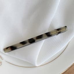 Korean black duck beak clip resin hair clip wine red word clip fringe clip side clipsimplicity 、 Simple woman homewear hot sale