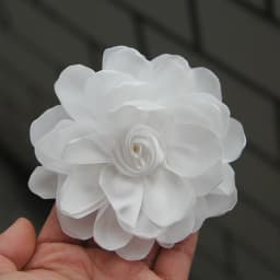 11cm Korean Fabric Rose Flower Brooches for Women Elegant Corsage Scarf Buckle Shirt Collar Pins Fashion Jewelry Wedding Brooch