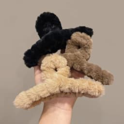 Large Plush Hair Claw Shark Clip Simple Barrettes Crab Hair Clips For Women Hairgrips Autumn Winter Hair Accessories