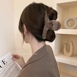 Large Plush Hair Claw Shark Clip Simple Barrettes Crab Hair Clips For Women Hairgrips Autumn Winter Hair Accessories