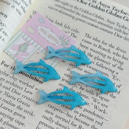 4Pcs Cute Cartoon Dolphin BB Hair Clip For Women Girls Versatile Bangs Hair Clip Fashion Side Clip Hair Accessories Gifts