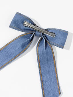 Red heart-shaped denim bow hair clip, sweet and feminine temperament, niche and high-end hair accessory