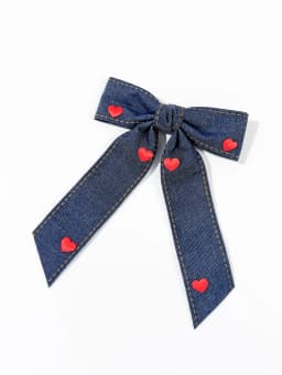 Red heart-shaped denim bow hair clip, sweet and feminine temperament, niche and high-end hair accessory