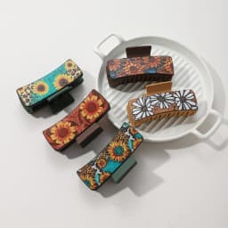 Western Leather Hair Claw Clips Sunflower Floral Square Claw Clips for Hairstyling Southwest Print PU Leather Hair Accessories