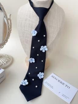 【2025 Gentle Style New Collection】Fabric Flower Pearl Decoration Women's Tie for Evening Party Adjustable Neck Accessory Light Luxury Dual-Use Style Versatile Spring/Summer Elegant Accessory