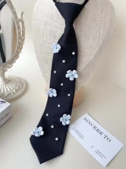 【2025 Gentle Style New Collection】Fabric Flower Pearl Decoration Women's Tie for Evening Party Adjustable Neck Accessory Light Luxury Dual-Use Style Versatile Spring/Summer Elegant Accessory