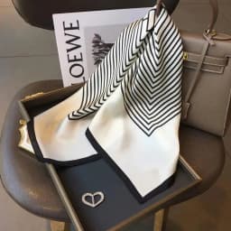 Women Korean Version of Simple Stripes Brocade Forging 70cm Small Square Scarf Scarf Headscarf