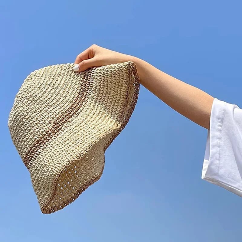 Fashion Wavy Brim Beach Straw Hat Summer Women Foldable Visor Bucket Hat Fisherman Cap Outdoor Panama Girls Wide Brim Sun Hats