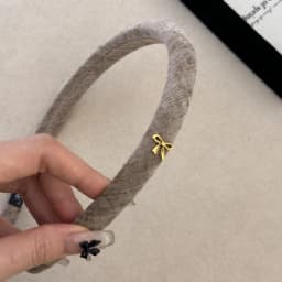 Korean autumn and winter velvet noble narrow version headband simple small bow hair accessories 2025 versatile high cranial top