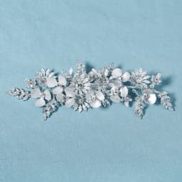 Luxury Metal Leaf Flower Hair Clip Elegant and Unique Women's Hair Jewelry Exquisite Alloy Hairpin Holiday Gift