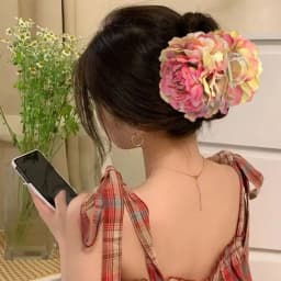 French Elegant Peony Flower Hair Claw Beautiful Simulation Flowers Hair Claw Clip Chic Summer Beach Headpiece for Women Girls