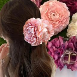 French Elegant Peony Flower Hair Claw Beautiful Simulation Flowers Hair Claw Clip Chic Summer Beach Headpiece for Women Girls