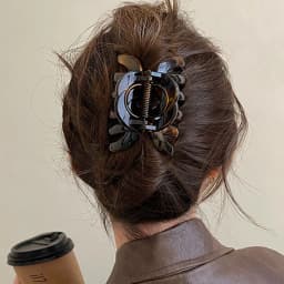 Acrylic Pumpkin Hair Clips Hollowed Simple Fashion Hair Claw For Women Vintage Temperament Shark Y2k Trendy Hair Volume Clips