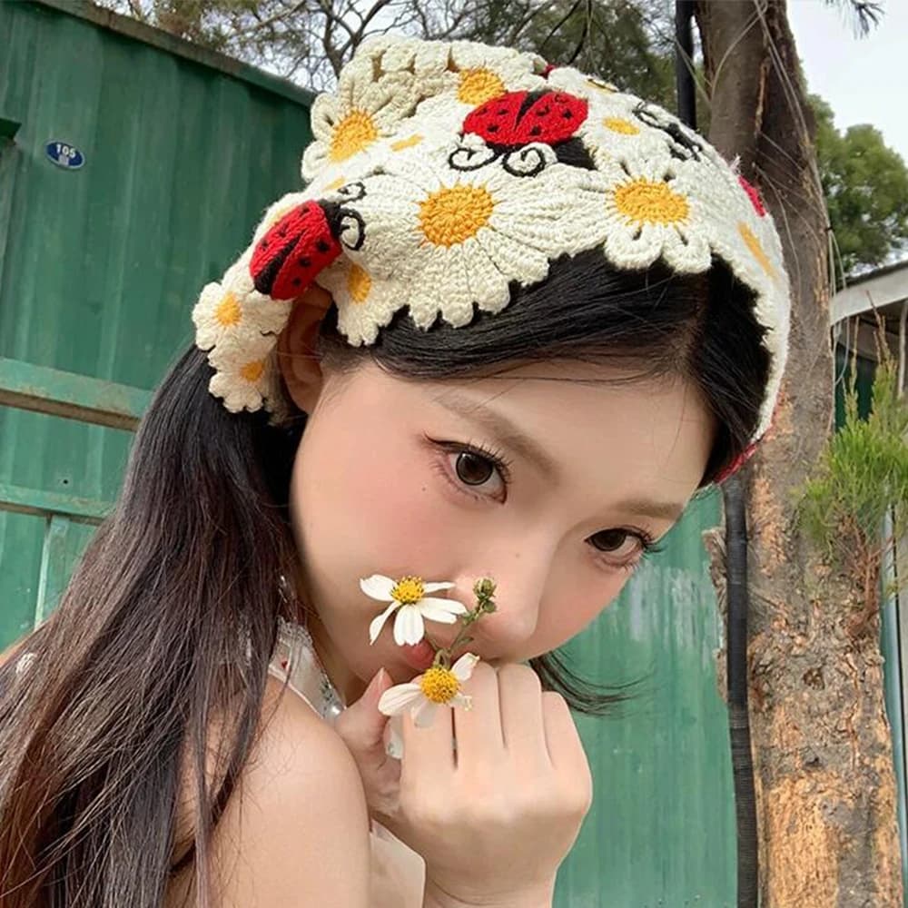 Korean Sweet Cute Handmade Crochet Hollow Triangle Headband Towel Women Spring and Summer Knitted Flower Travel Photo Hair Scarf