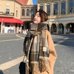 Fashion Scottish Style Tartan Warm Scarf for Women Plaid Soft Long Wrap Shawl Christmas for Girlfrend Wife Mom