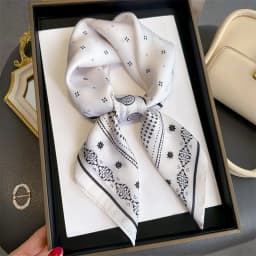 2025 70cm Silk Square Satin Scarf Women Paisley Print Neck Tie Summer Hair Wrist Bandana Headkerchief Shawl Wrap Hijab Echarpe