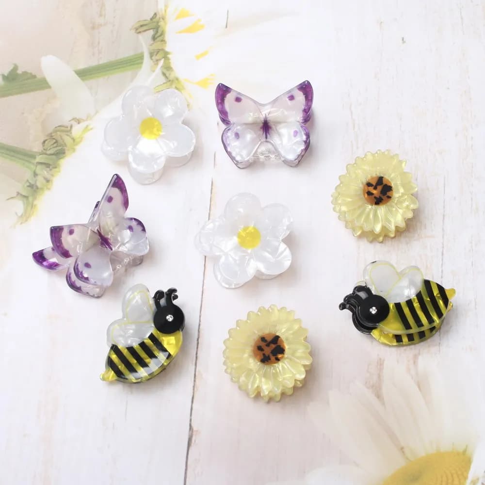 4pack Hair Clip Daisy Small Hair Claw for Women Girls Flower Butterfly Acrylic Fashion Crab for Hair Clamps Hair Accessories