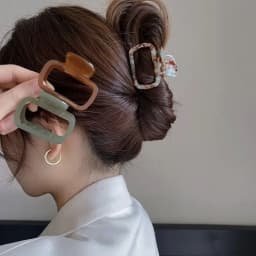 New Retro Hollowed Out Acetate Grab Clip Elegant Korean Crab Ponytail Braid Grab Clip Accessories for Girls Jewelry Gifts