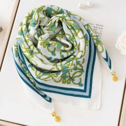 2025 New Plaid Flower Print Scarves With Magnetic Buckle 65cm*65cm Square Cotton and Linen Neck Wraps Elegant Bag Handle Bands