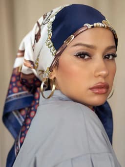 Fashion Square Silk Scarf Women Printed Chain Satin Neckerchief Mulim Hijab Luxury Shawl Hairband Bandana Foulard 90*90cm