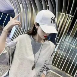 Unique Embroidered Fashion Letter Baseball Cap with Adjustable Sun Visor for Men and Women Outdoors